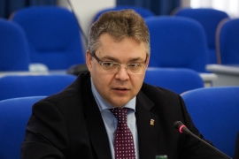 Губернатор Ставрополья предложил сократить число получающих зарплату депутатов вдвое