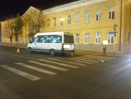 В Ставрополе водитель маршрутки проехался по ноге школьника