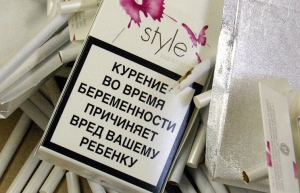 В России могут ввести штрафы за продажу сигарет женщинам моложе 40 лет