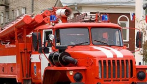 В Пятигорске пожарные локализовали огонь на складе хлебокомбината