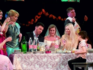 Ставропольский театр драмы пригласил гостей на свадьбу