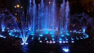 До нового фонтана жителей Ставрополя довезли бесплатно и без пробок