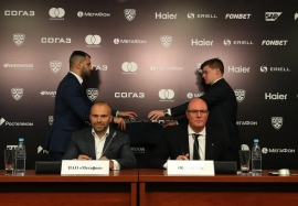 На открытии чемпионата КХЛ представила партнеров XII сезона