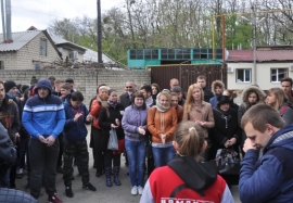 В Ставрополе на уборку памятника-некрополя вышли 70 студентов