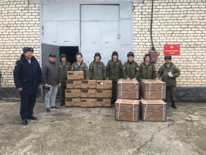 Бизнесмены из Ставрополя передали для военных бензопилы и генераторы
