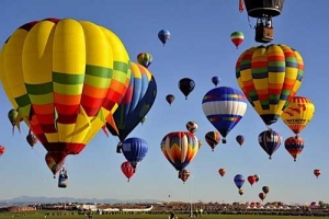 В Пятигорске гигантские воздушные шары удивили публику под музыку Вивальди
