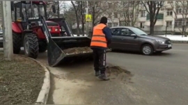 В Ставрополе активно приводят в порядок прибордюрку