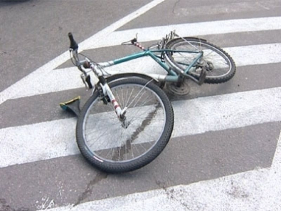 Иностранная машина в Ставрополе насмерть сбила велосипедиста