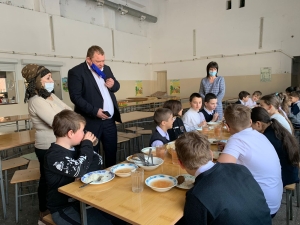 В Предгорном округе родительские советы проверяют качество питания в школах