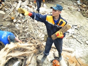 Спасатели Ставрополья оказали адресную помощь жителям Сочи