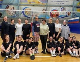 В Ставрополе студенты РАНХиГС сыграли товарищеский матч по волейболу с командой СтГМУ