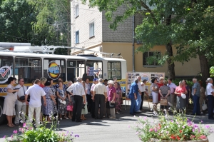 В Ставрополе депутаты поздравили коллектив троллейбусного парка с юбилеем