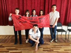 Активисты «Знамени Победы» в Ставрополе крепко подружились со школами