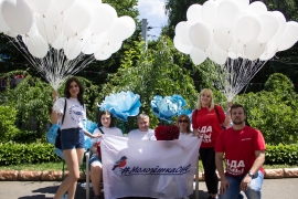 В Ставрополе активисты ОНФ устроили фотосессию в День семьи, любви и верности