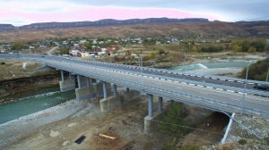 В КЧР Упрдор «Кавказ» досрочно справился с ремонтом моста через реку Теберда