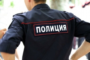 На Ставрополье ночью пьяный мужчина хотел задушить полицейского