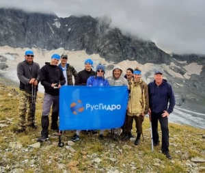 Каскад Кубанских ГЭС провел патриотическую акцию «Память на высоте» в горах Северного Кавказа