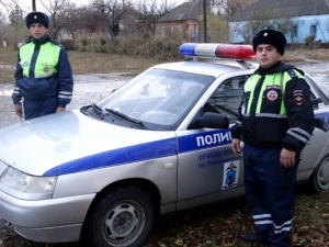 Полицейские на Ставрополье вернули автовладельцу утерянный кошелек