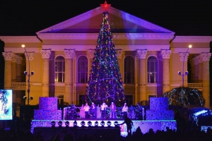 В Ставрополе главная ёлка зажжет огни 8 декабря
