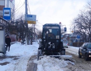 Коммунальщики Ставрополя ликвидируют последствия нового снежного циклона