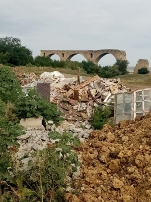 В окрестностях хутора Верхнегорлыкского была обнаружена свалка отходов