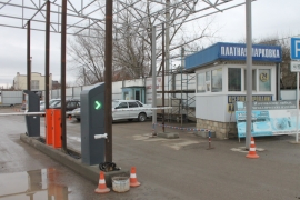 Общественники отреагировали на отсутствие бесплатной парковки рядом с больницей в Буденновске