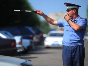 Свыше двух килограммов наркотиков изъяли госавтоинспекторы у пассажира на Ставрополье