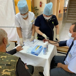 В Предгорье на избирательных участках открыли временные пункты вакцинации