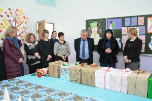 Школы в Ставрополе собрали подарки для творческих людей с ОВЗ