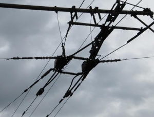 Оборванная электролиния в Ставрополе обожгла водителя «Приоры»