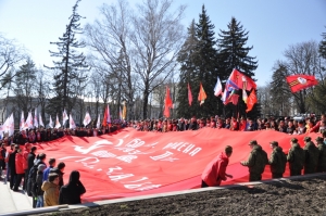 Побывав в Ставрополе, двухсотметровое Знамя Победы отправится еще в 90 городов