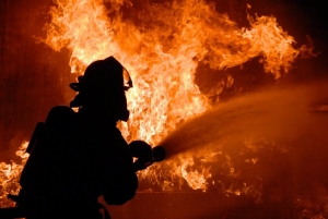 В Ставрополе пострадавшим от пожара в многоквартирном доме окажут помощь