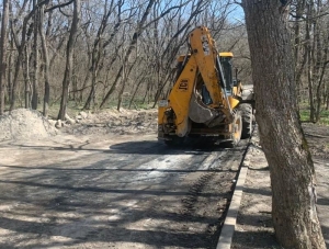 На Курортном озере Железноводска увеличат количество мест на автопарковке