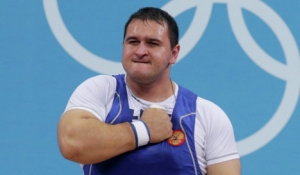 Осетинские тяжелоатлеты «озолотились» на чемпионате мира в Казахстане