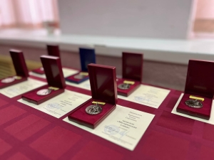 В Предгорном округе 10 матерей наградили медалью «Материнская слава»