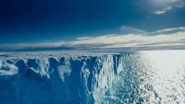 Умер британец, пытавшийся в одиночку пересечь Антарктиду