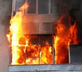 В Ставрополе выгорел балкон в многоэтажке