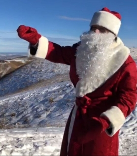 С вершины Кабана Дед Мороз призвал оздоравливаться на курортах Ставрополья