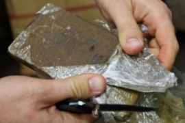 Житель Ставрополя хранил у себя дома три кило марихуаны и пистолет