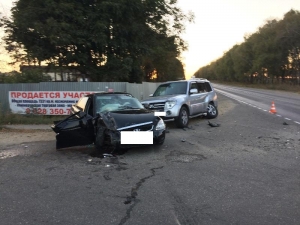 Молодежь устроила гонки на ставропольской трассе и попала в аварию