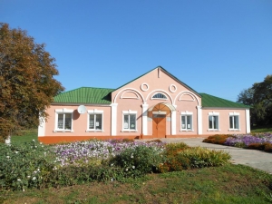 Губернатор Ставрополья навестил сельские дома культуры