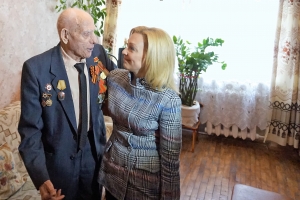 Ольга Тимофеева поздравила ветеранов из Ставрополя с Днем Победы