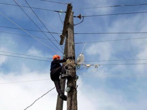 Специалисты «Чеченэнерго» отремонтировали около 150 километров линий электропередачи