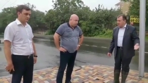 Мэр Ставрополя заставил строителей заменить плитку на улице Мичурина