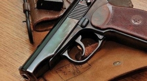 На Ставрополье сотрудница полиции получила «огнестрел» от коллеги