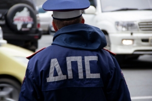 Неадекватного полицейского задержали в Ставрополе