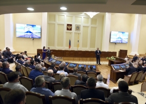 В Ставрополе чествовали работников дорожной и автомобильной отраслей