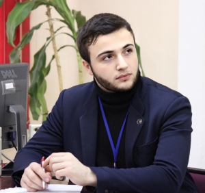 Ислам Ахциев - студент из Пятигорска, стал победителем краевого этапа национальной премии &quot;Студент года - 2019&quot;