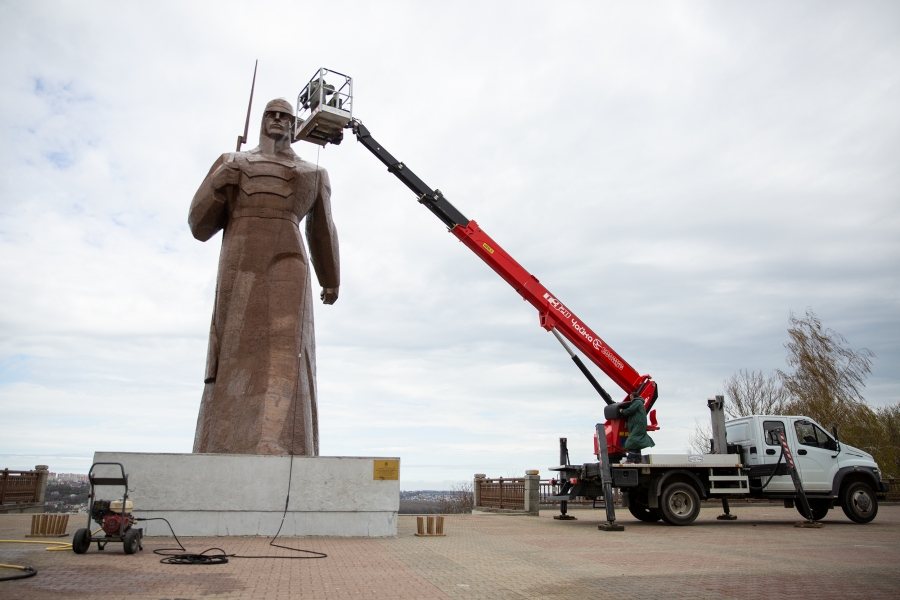 В Ставрополе приводят в порядок памятники ко Дню города