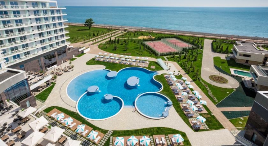 В Сочи «Radisson Blu Paradise Resort & SPA Sochi» ждет гостей «королевских гонок»